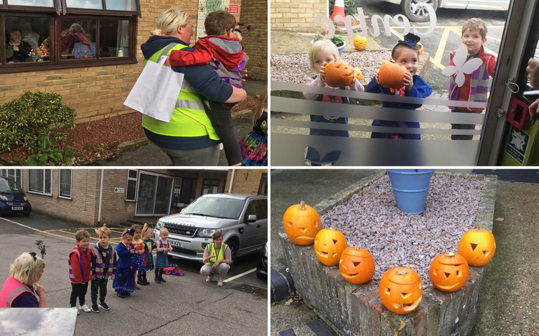 Bright Sparks pumpkin visit to St Winifreds Care Home